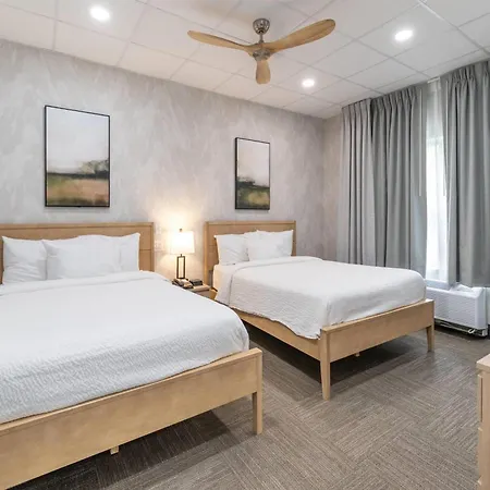 Bellissimo Hotel, Trademark By Wyndham Near Foxwoods Casino North Stonington Exterior photo