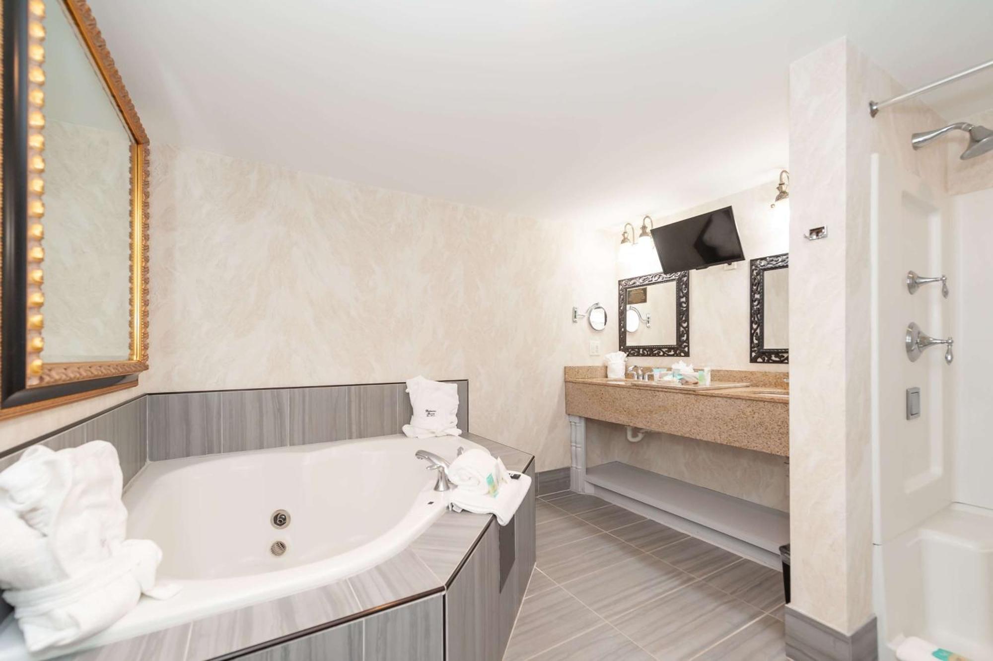Hotel Bellissimo Hotel, Trademark By Wyndham Near Foxwoods Casino